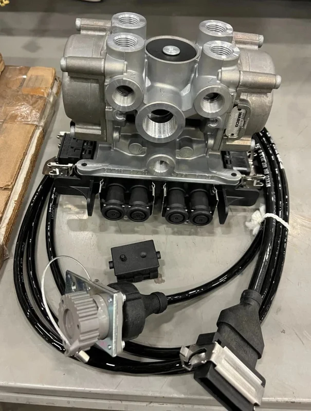 advancedtruckparts-13897762